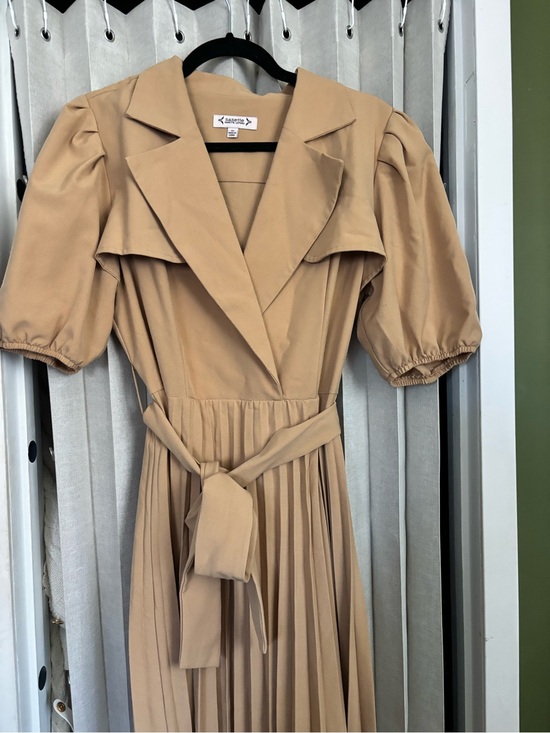 Nanette Lepore Dresses & Skirts - Nanette Lepore Tan Pleated Midi Dress with Belt